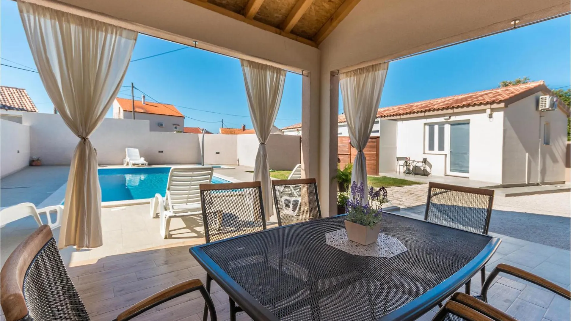 Stunning Home In Galovac With Kitchen Croatia