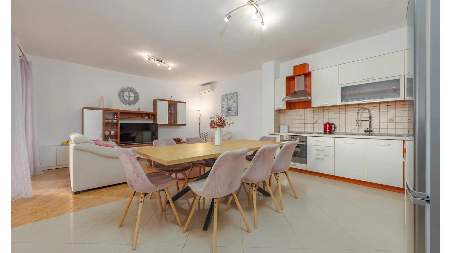 Stunning Home In Galovac With Kitchen Galovac (Zadar)