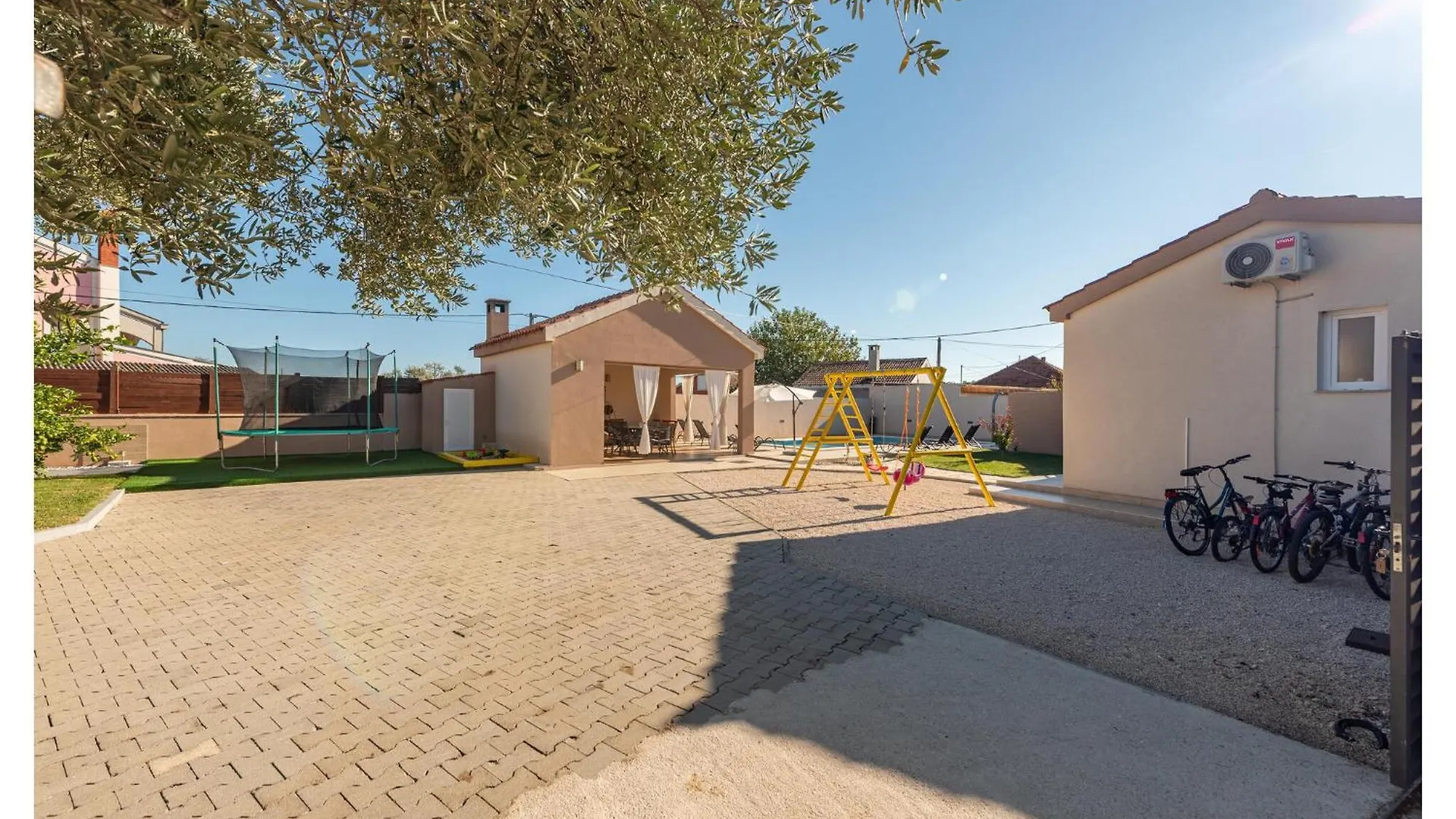 Stunning Home In Galovac With Kitchen 0*, Galovac (Zadar)